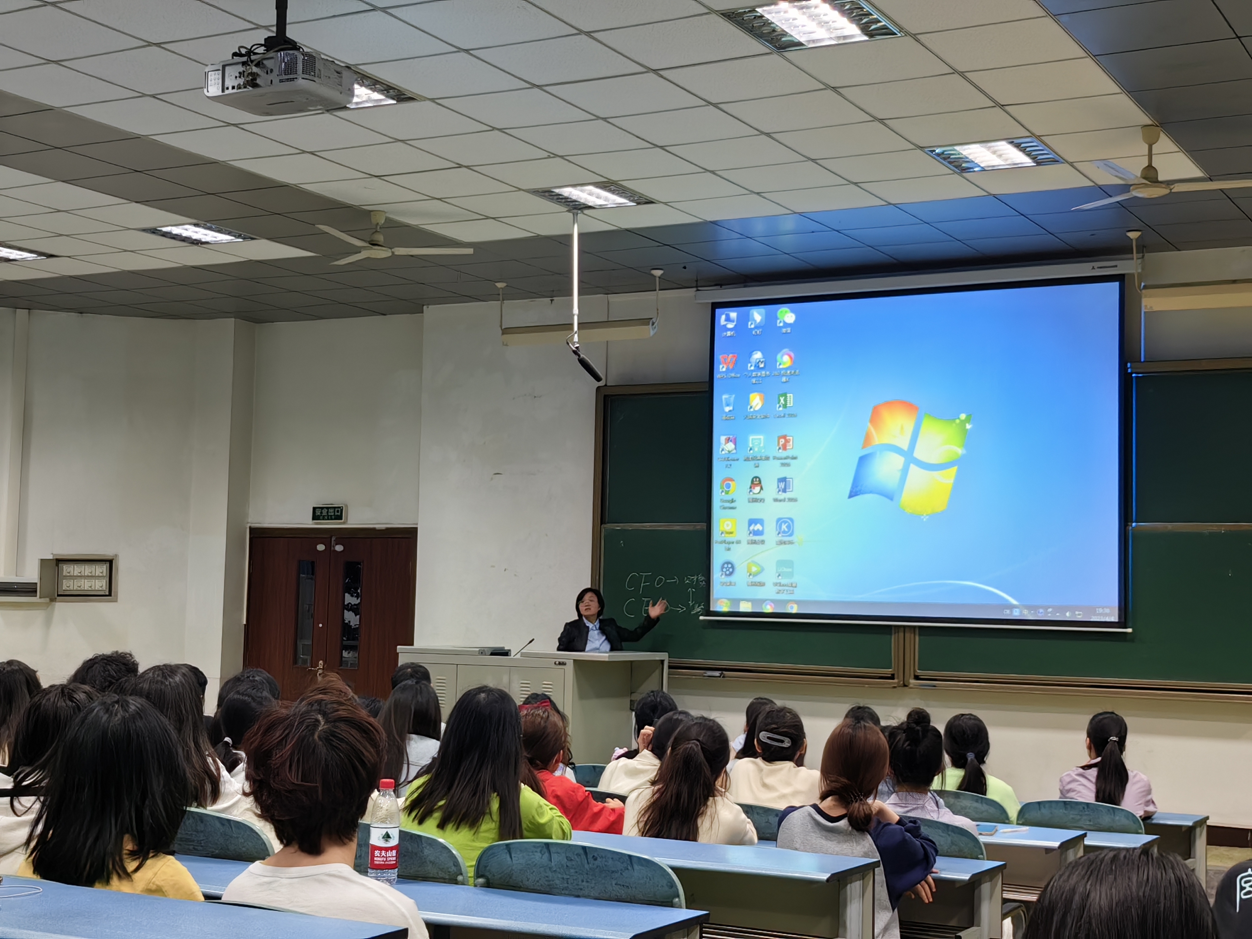 gfFC_1680852050556057399.jpg